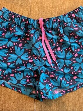 Women’s Barely Baggies shorts, size XS
